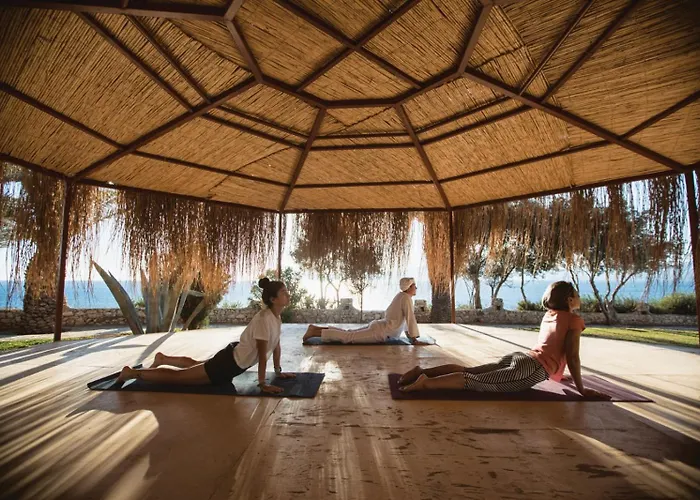 Atlantis * Seferihisar